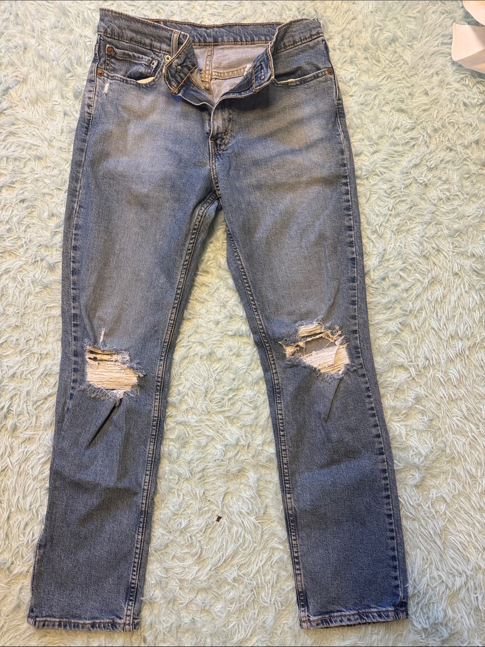 Levi's 511 Light Blue distressed/Ripped Slim fit men’s Jeans 32x30.